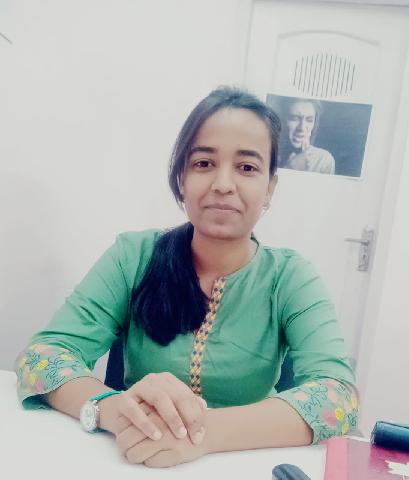 DR. VISHAKA SHARMA 